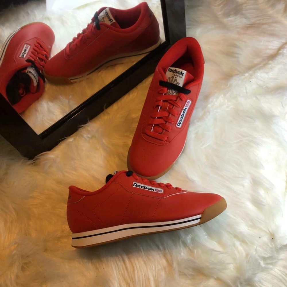 BRAND NEW Reebok classics